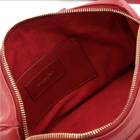 SAINT LAURENT Classic Two-WayBaby Duffle Bag in Cherry Red Leather - Picture 7 of 7